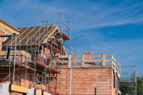 Damage to Property Crowthorne? Seek advice today!